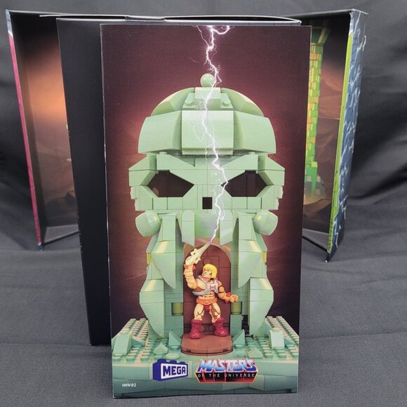 SDCC 2022 MATTEL MEGA CONSTRUX MASTERS OF THE UNIVERSE CASTLE GRAYSKULL SET MOTU - Picture 1 of 8